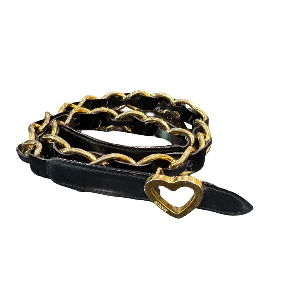 Vintage Moschino Patent Leather Belt with Heart and Chain - Redwall Collection - Picture 3 of 12